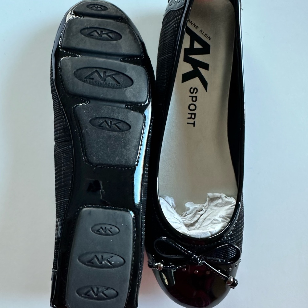 Flats - Picture 5 of 9